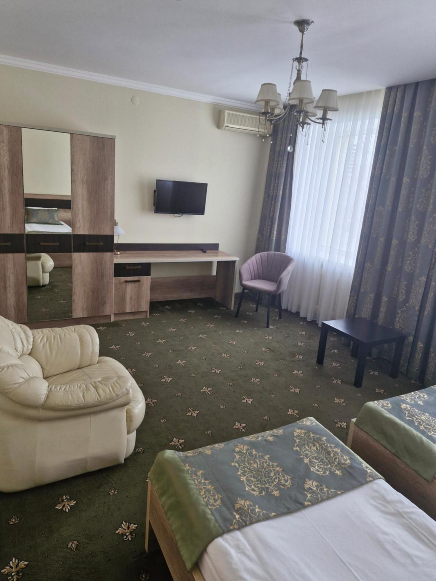 Nurtau Hotell Pavlodar Eksteriør bilde